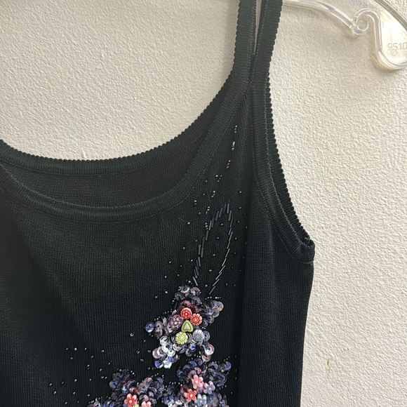 top - Picture 3 of 4